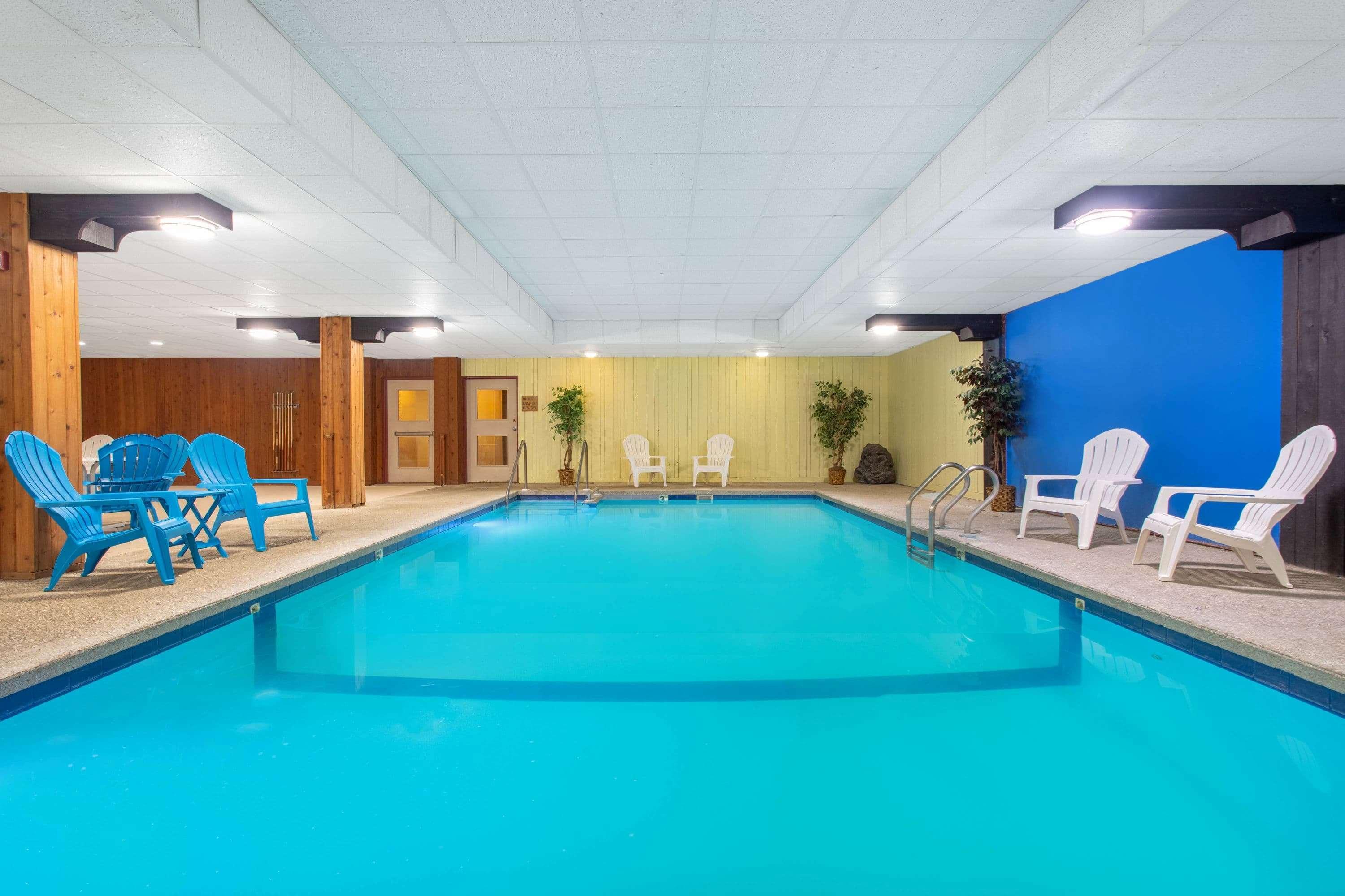 Hotel Clarion Pointe Rhinelander Downtown Extérieur photo