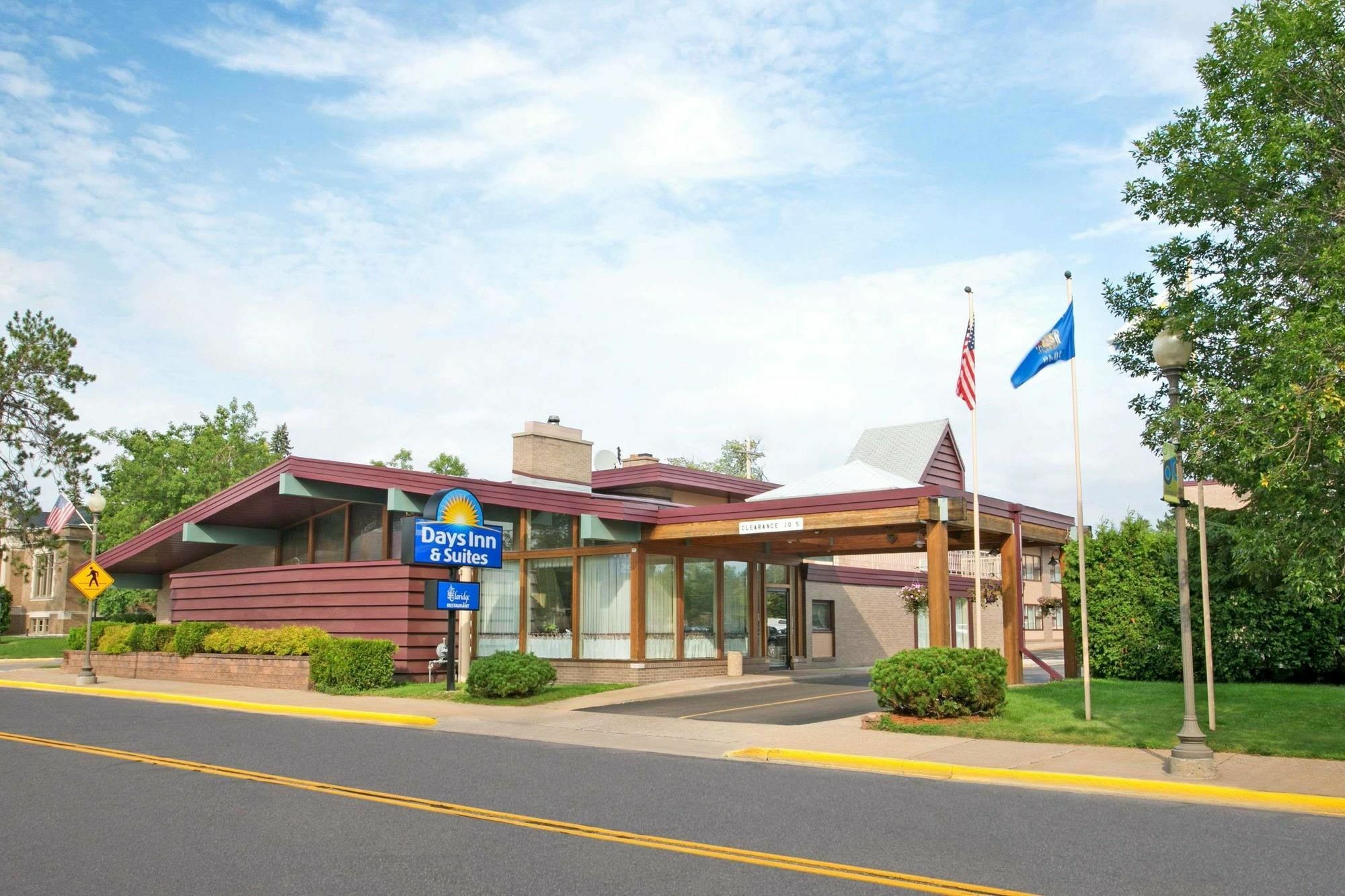 Hotel Clarion Pointe Rhinelander Downtown Extérieur photo
