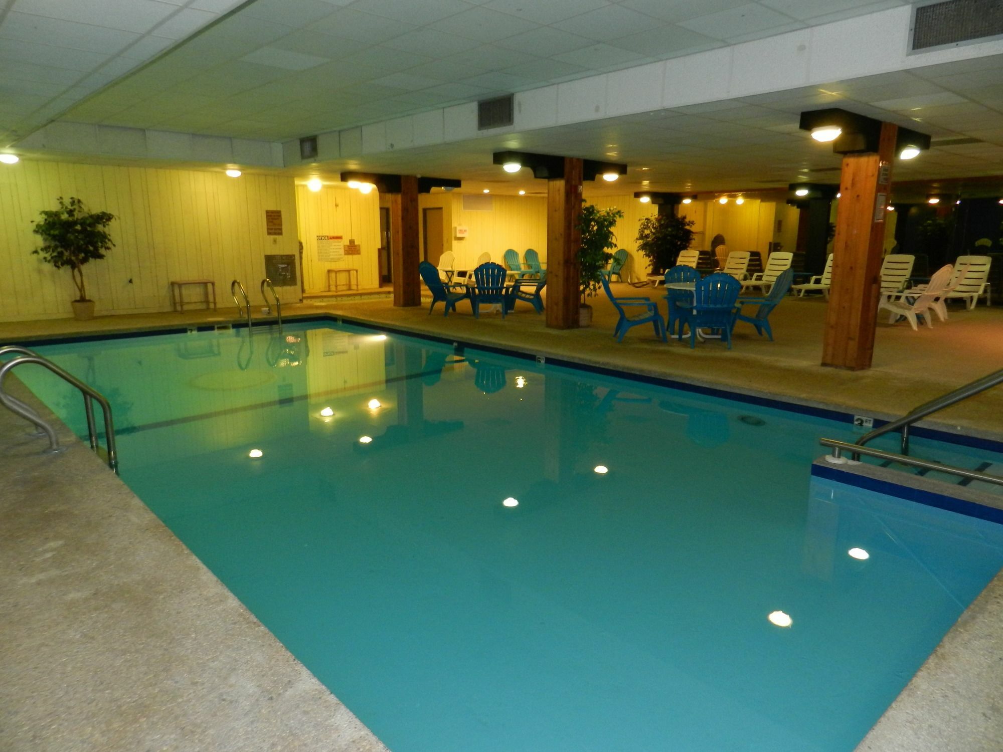 Hotel Clarion Pointe Rhinelander Downtown Extérieur photo