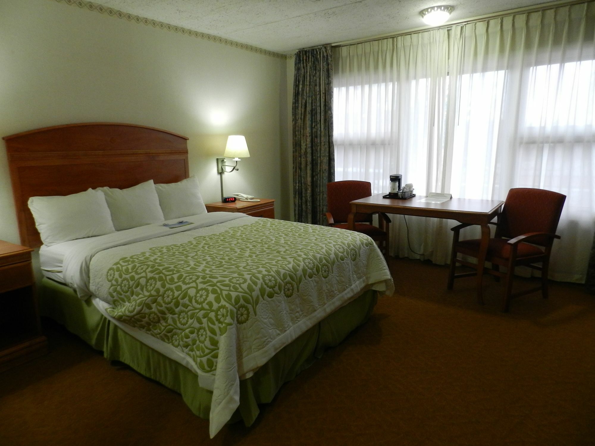 Hotel Clarion Pointe Rhinelander Downtown Extérieur photo